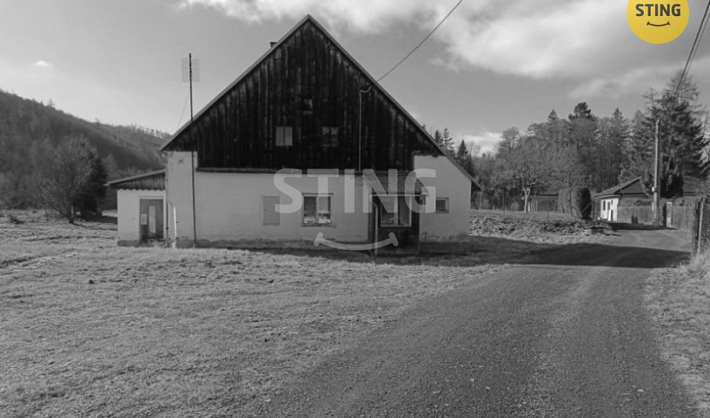 Prodej domu 157 m² s pozemkem 1 215 m², Karlovice – náhled fotky 2