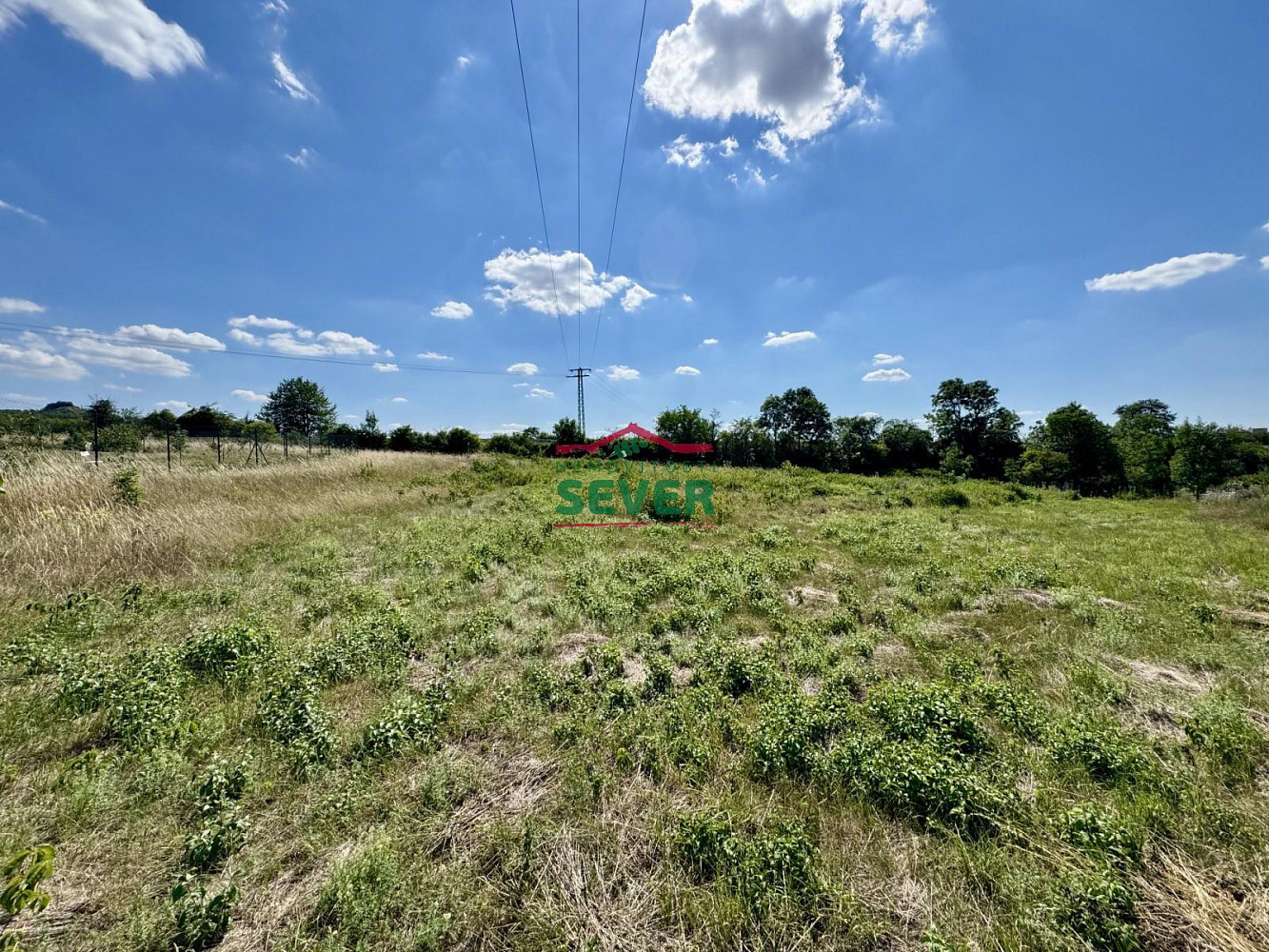 Prodej pole 2 160 m²