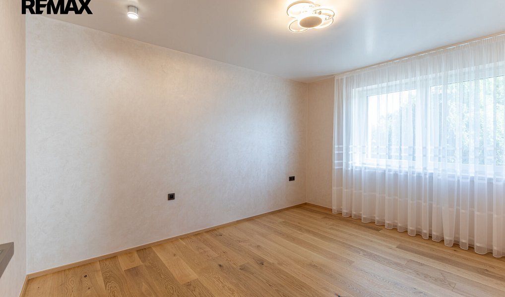 Prodej domu 244 m² s pozemkem 810 m², Praha – náhled fotky 22
