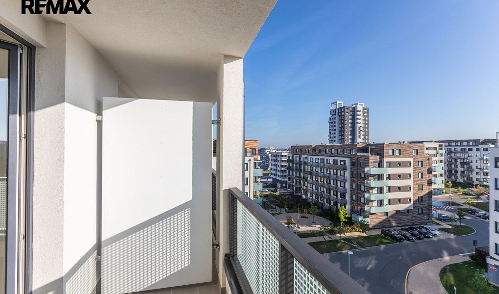 Pronájem bytu 1+kk 27 m², Praha – náhled fotky 7