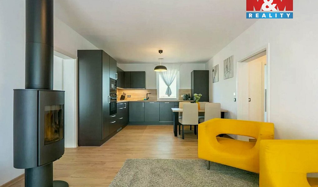 Prodej domu 99 m² s pozemkem 1 021 m², Javorník – náhled fotky 8