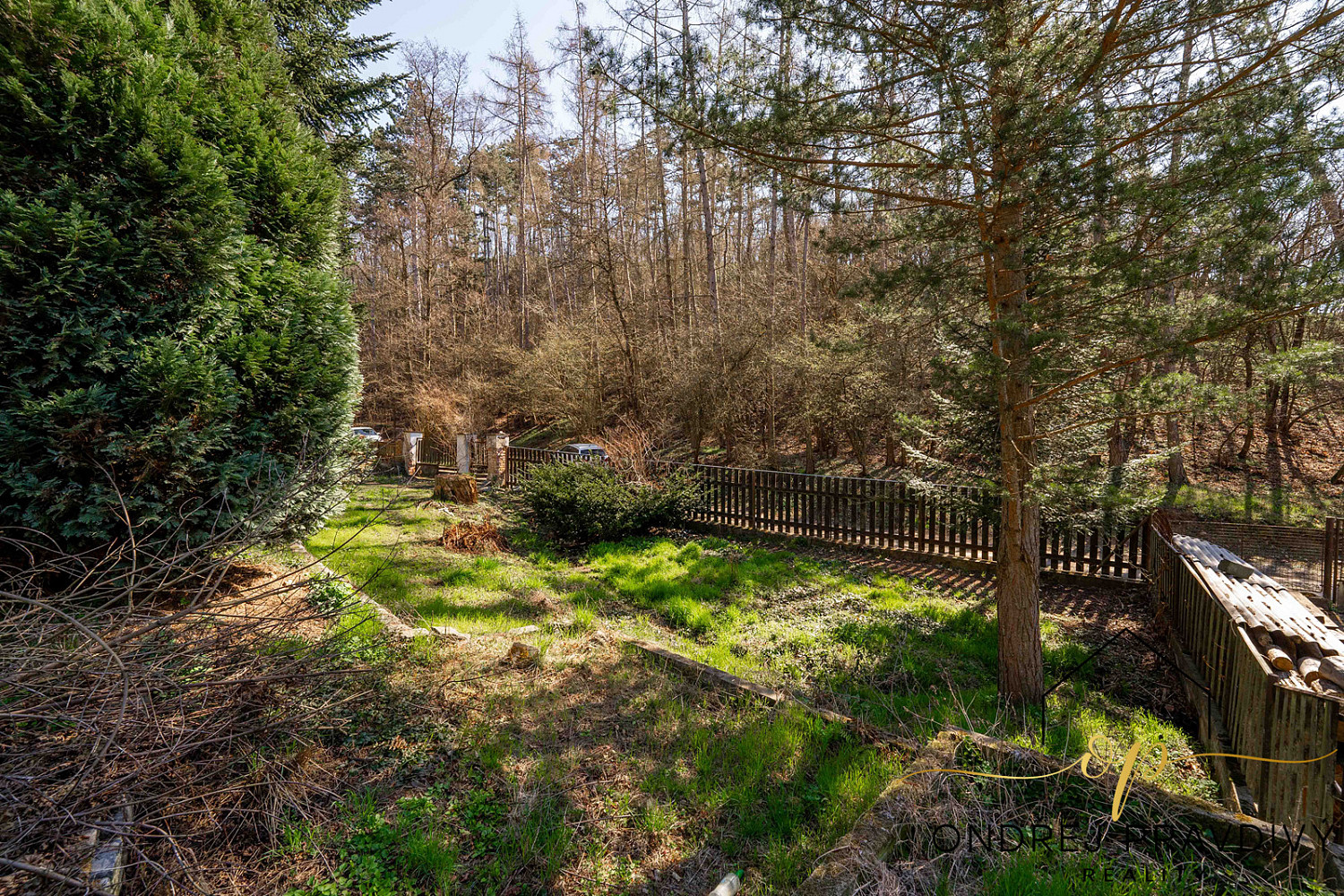 Prodej stavebního pozemku 1 571 m²