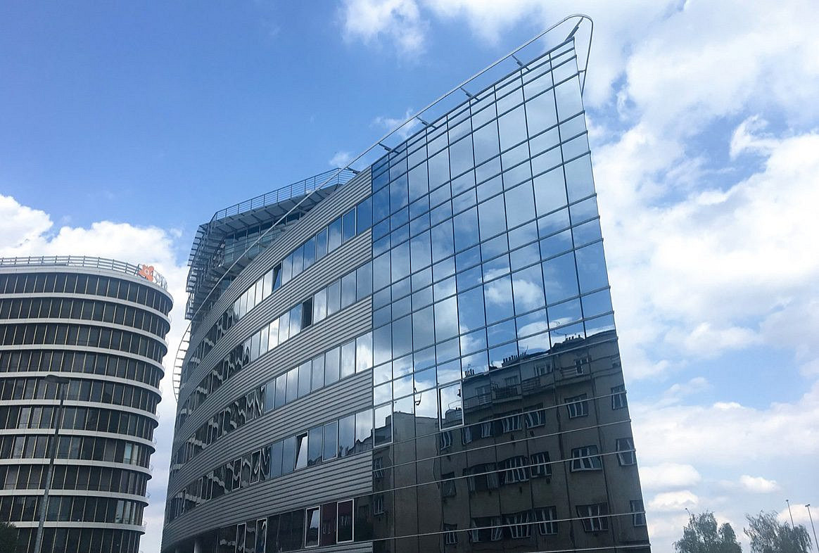 Pronájem kanceláře 956 m²