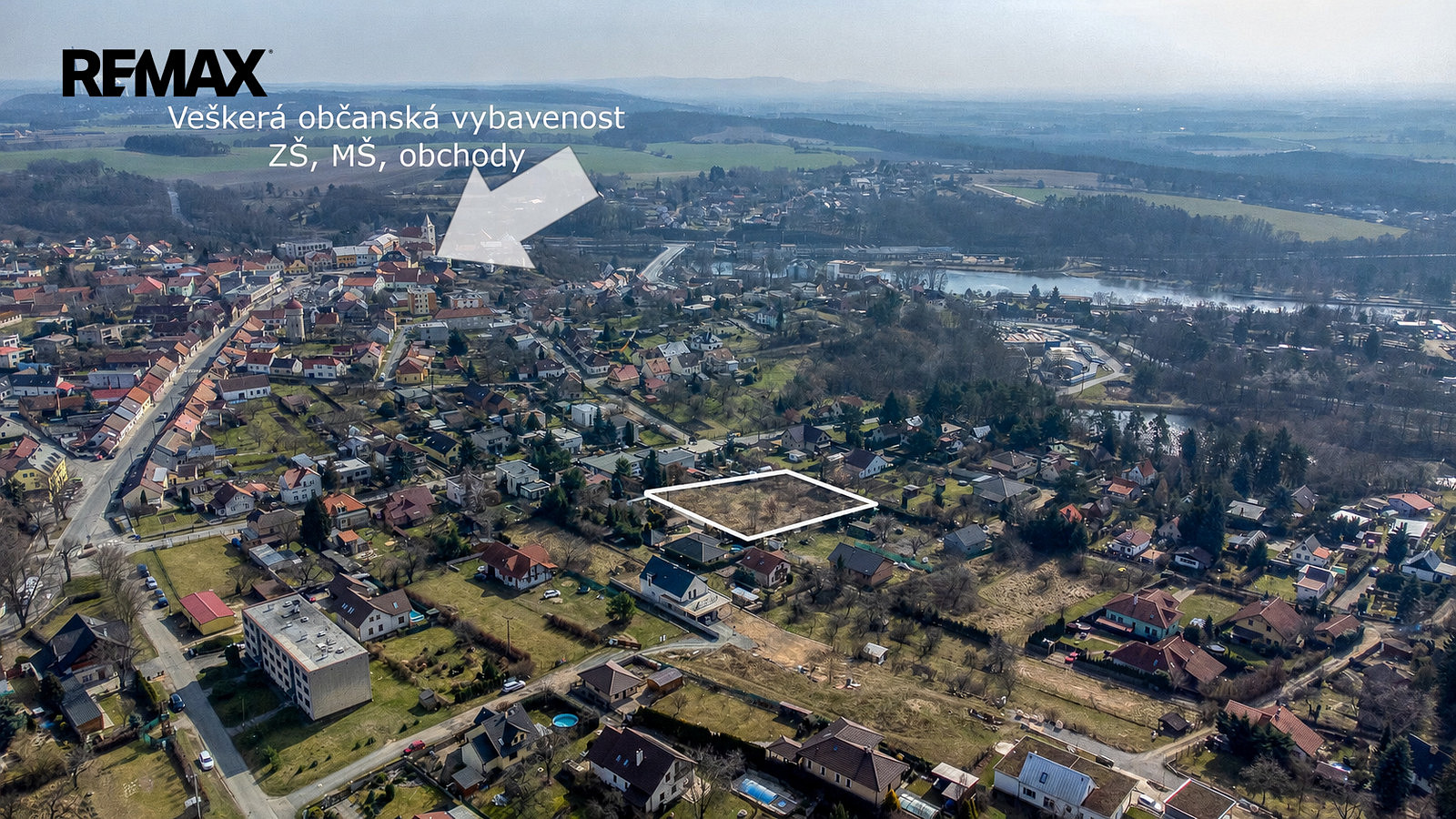 Prodej stavebního pozemku 860 m² – fotografie 2