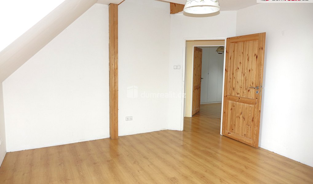 Prodej domu 168 m² s pozemkem 811 m², Bystřice – náhled fotky 3