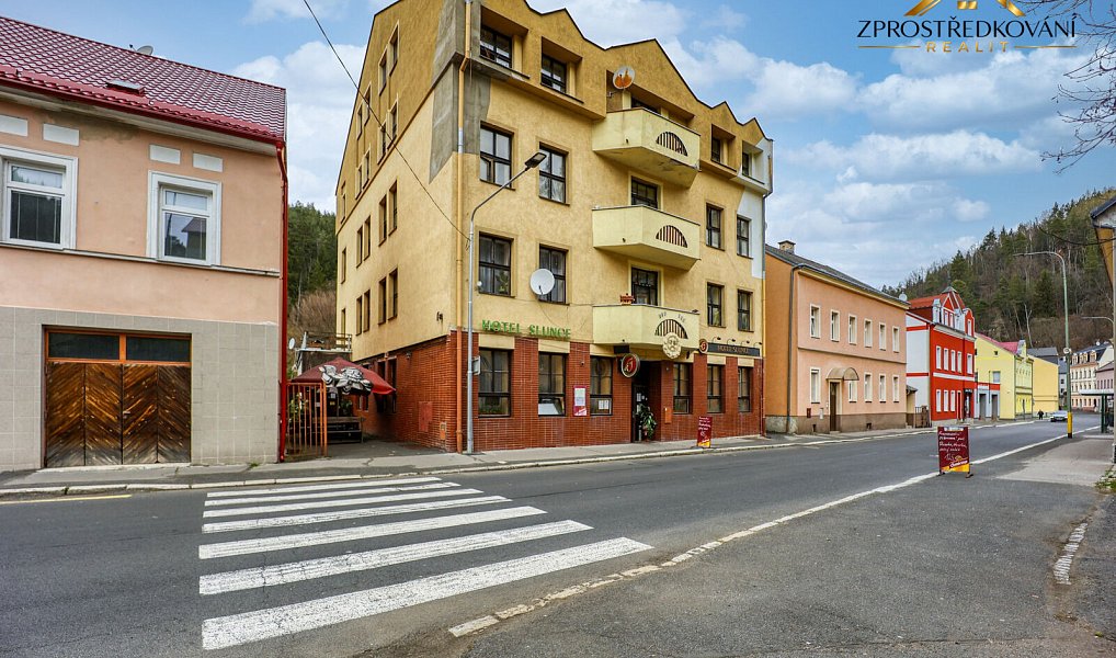 Prodej ubytovacího objektu 1 960 m², Březová – náhled fotky 6