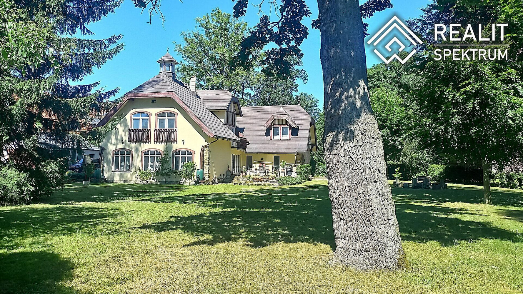 Prodej domu 460 m² s pozemkem 3 238 m² – fotografie 2