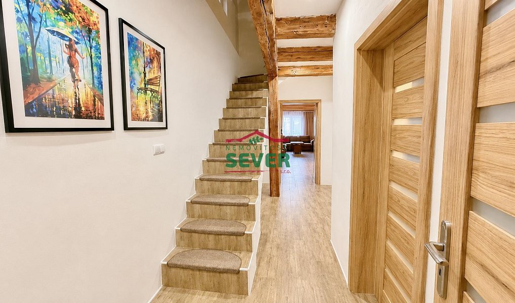 Prodej domu 220 m² s pozemkem 1 576 m², Louny – náhled fotky 10