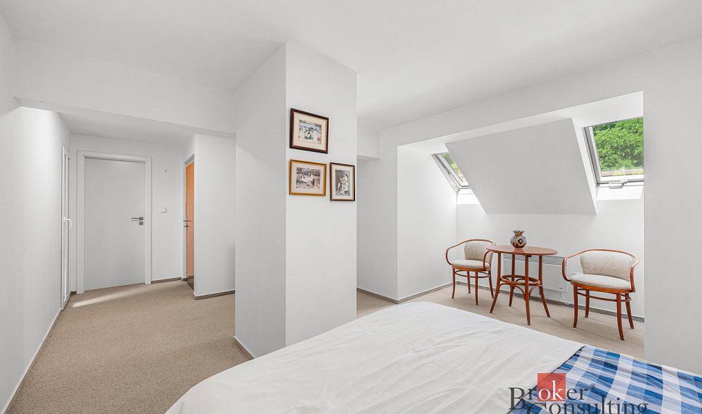 Prodej domu 220 m² s pozemkem 208 m², Klobouky u Brna – náhled fotky 18
