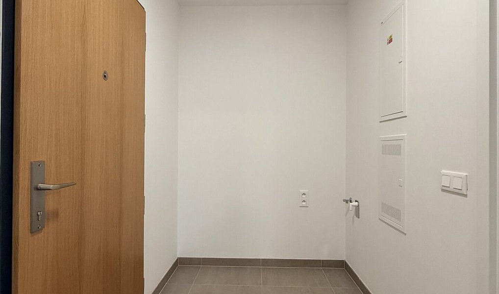 Pronájem bytu 2+kk 50 m², Praha – náhled fotky 9