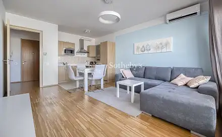 Pronájem bytu 2+kk 52 m²