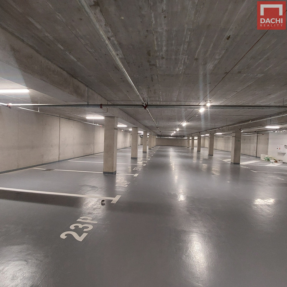Nabízíme k pronájmu garážové stání na ulici třída jiřího pelikána v obci olomouc, konkrétně v části — photo 5
