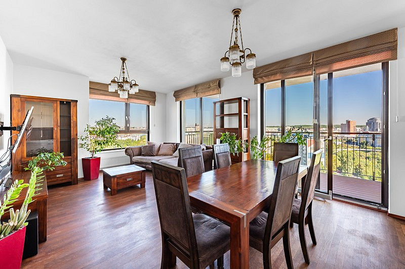Pronájem bytu 4+kk 104 m² – fotografie 2