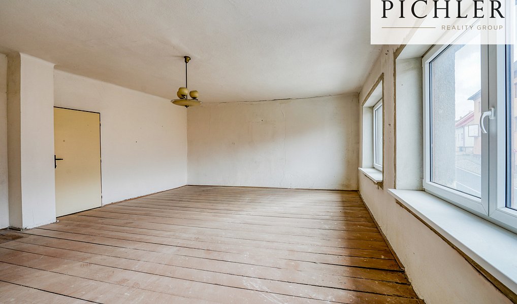 Prodej domu 292 m² s pozemkem 313 m², Kasejovice – náhled fotky 24
