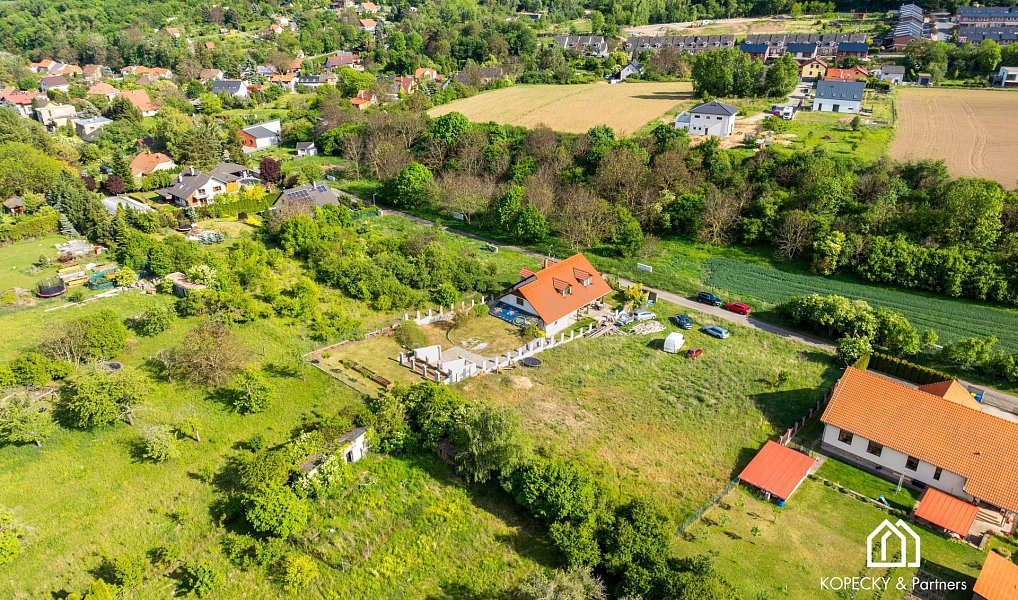 Prodej domu 252 m² s pozemkem 1 208 m², Nelahozeves – náhled fotky 38