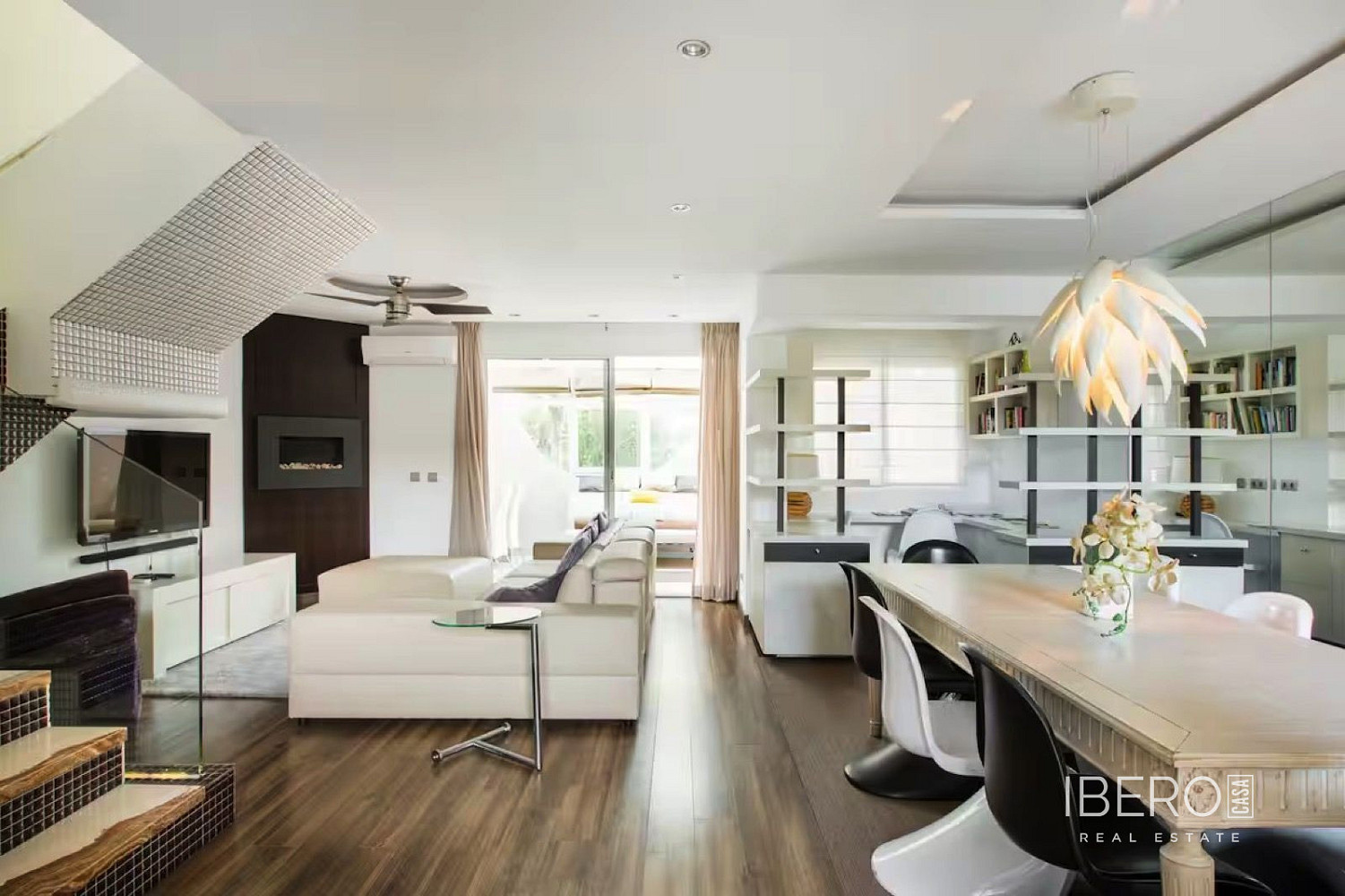 Prodej domu 166 m² s pozemkem 16 m² — photo 2