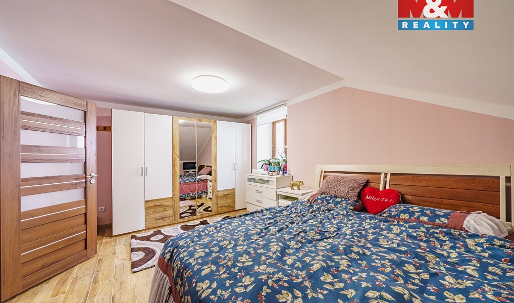 Prodej domu 140 m² s pozemkem 87 m², Cheb – náhled fotky 25