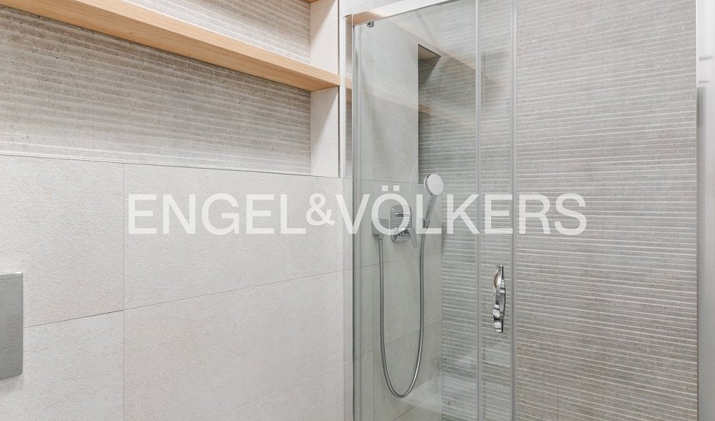 Pronájem bytu 2+kk 90 m², Praha – náhled fotky 7