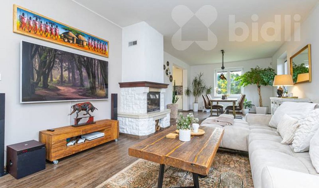 Prodej domu 205 m² s pozemkem 809 m², Jesenice – náhled fotky 3