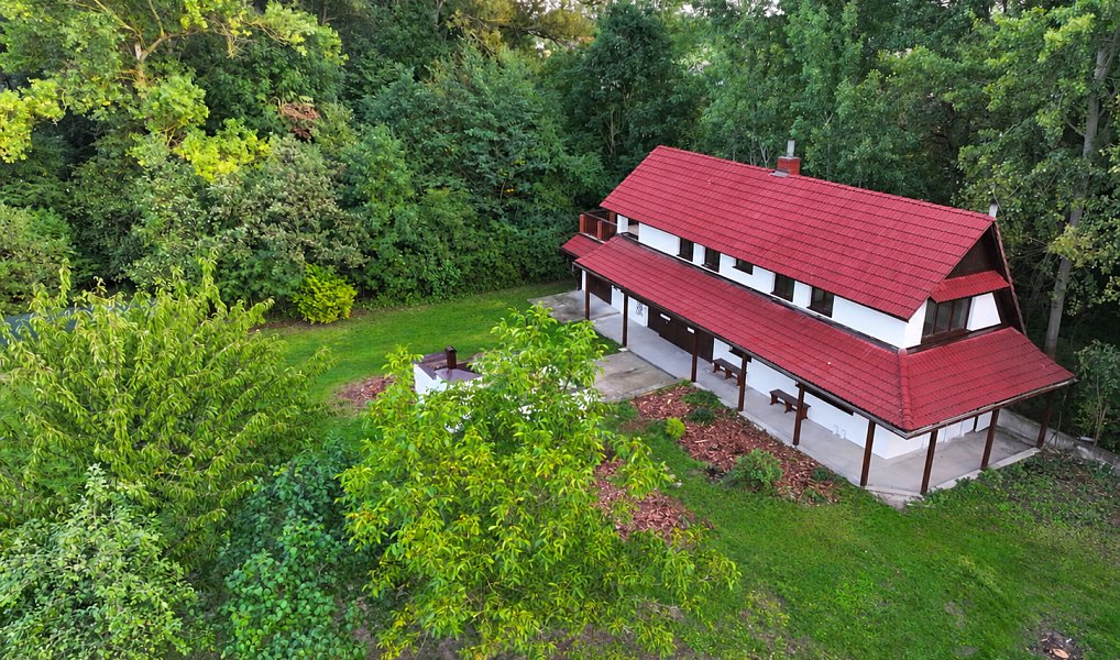 Prodej chaty/chalupy 93 m² s pozemkem 1 376 m², Hradec Králové – náhled fotky 2