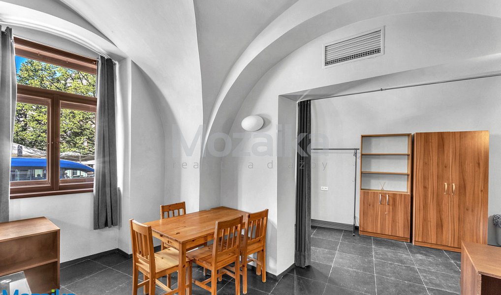 Pronájem bytu 2+kk 80 m², Litomyšl – náhled fotky 4