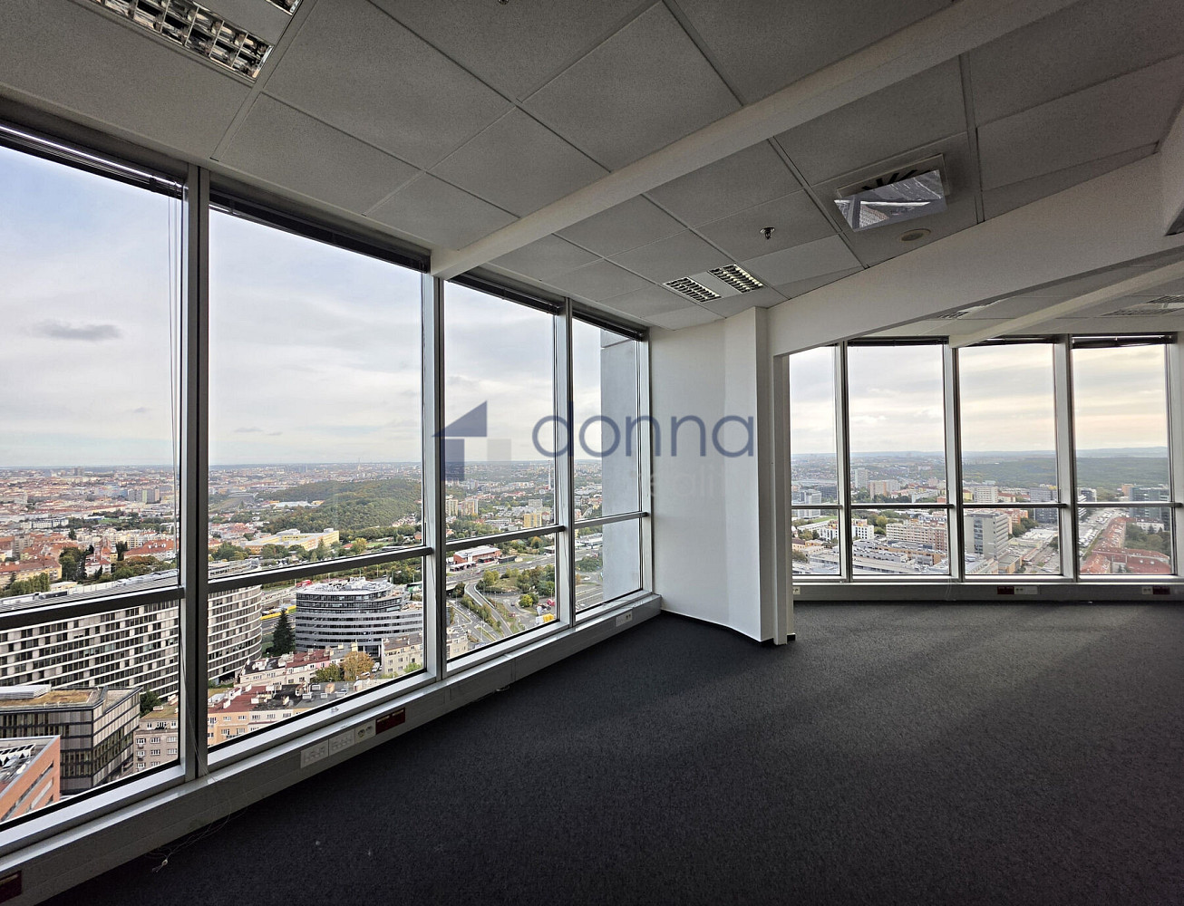 Pronájem kanceláře 110 m²