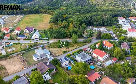 Prodej stavebního pozemku 1 380 m², Černošice, okres Praha-západ