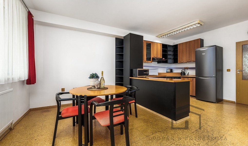 Pronájem bytu 3+kk 86 m², Praha – náhled fotky 6