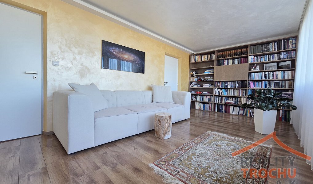 Prodej bytu 3+1 67 m², Hradec Králové – náhled fotky 2