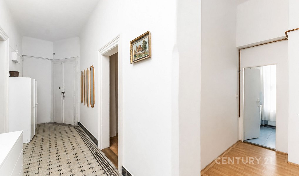 Prodej bytu 2+1 100 m², Praha – náhled fotky 8