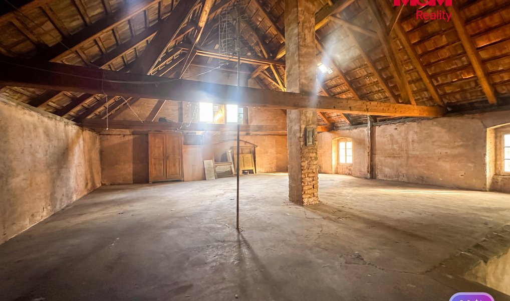 Prodej domu 215 m² s pozemkem 7 248 m², Blšany – náhled fotky 13