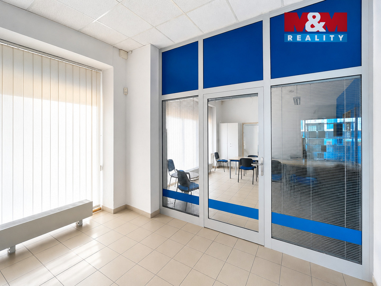 Pronájem obchodních prostor 106 m² — photo 2