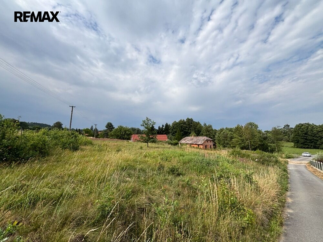Prodej stavebního pozemku 1 244 m² – fotografie 4