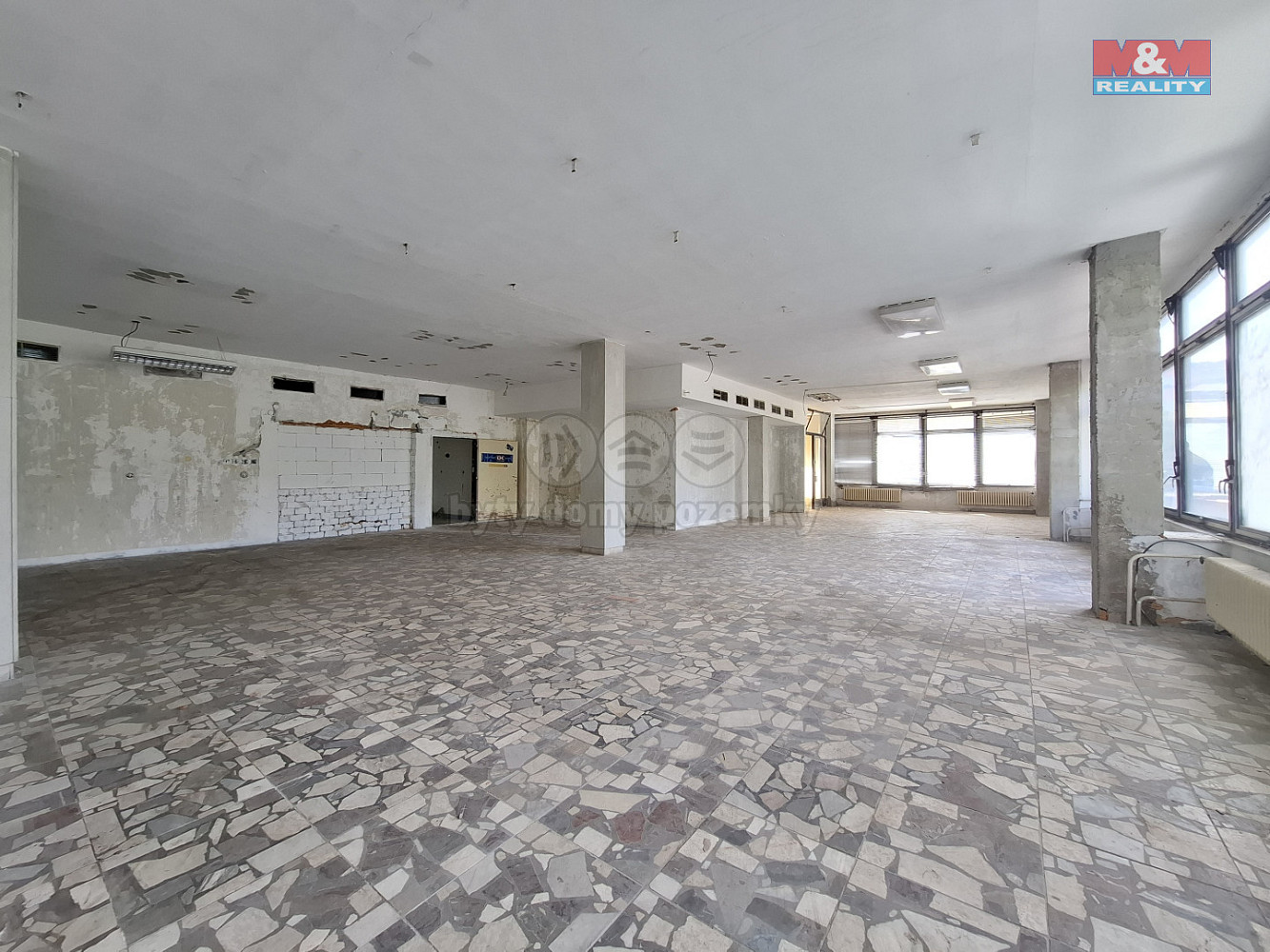 Pronájem obchodních prostor 828 m² — photo 5