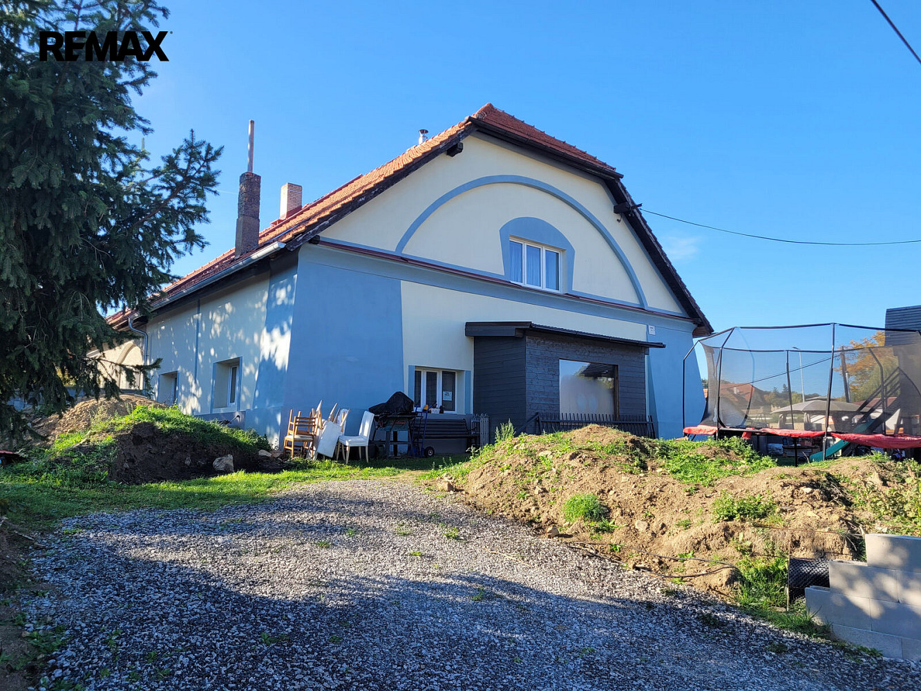 Prodej domu 262 m² s pozemkem 744 m²