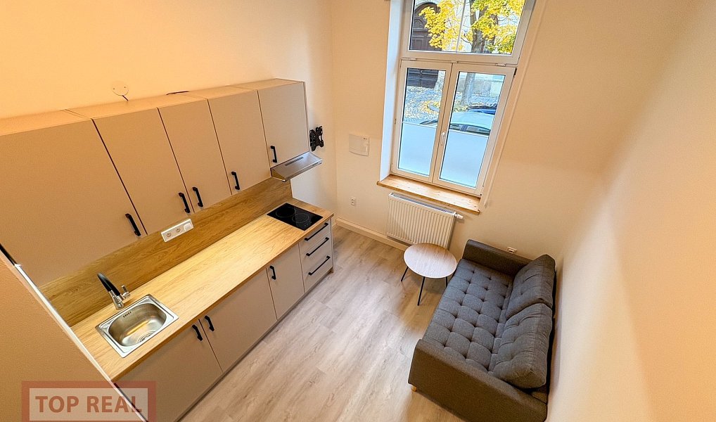 Pronájem bytu 1+kk 15 m², Kroměříž – náhled fotky 6