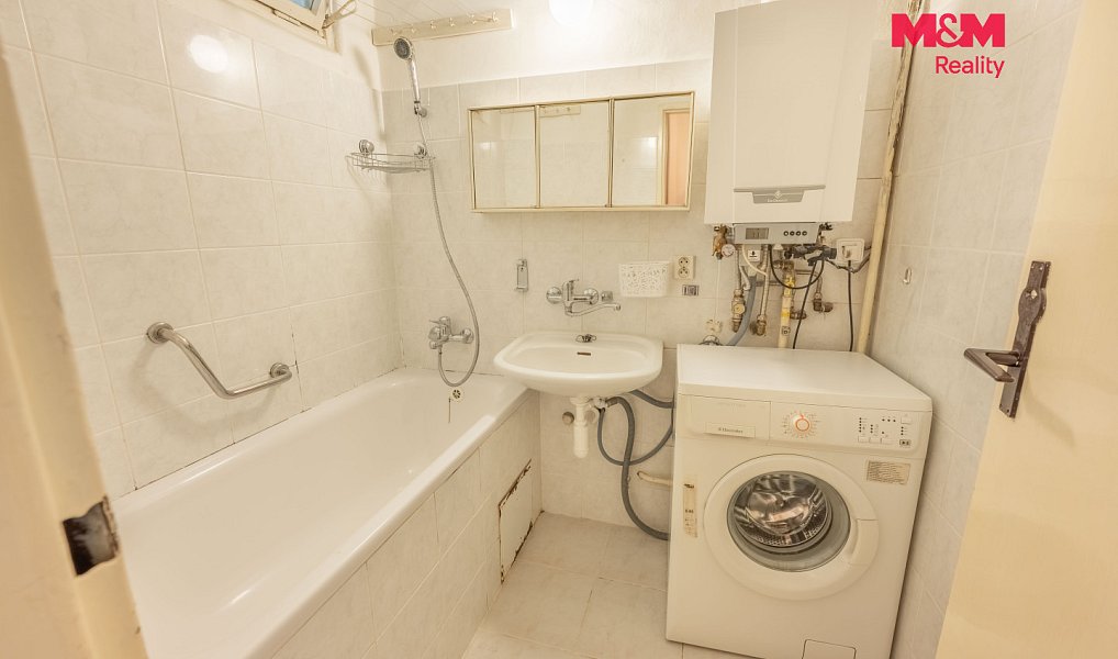 Prodej bytu 3+1 80 m², Praha – náhled fotky 13