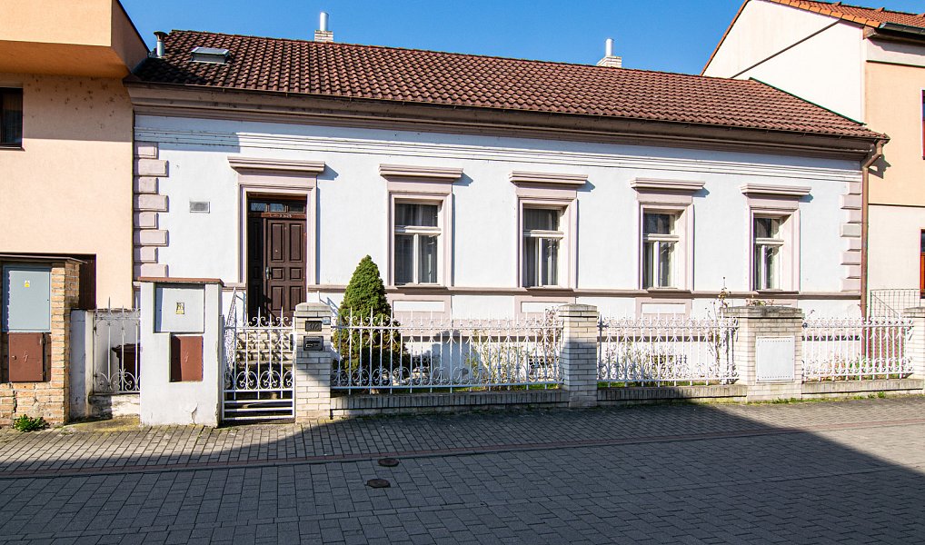 Prodej domu 165 m² s pozemkem 310 m², Praha – náhled fotky 2