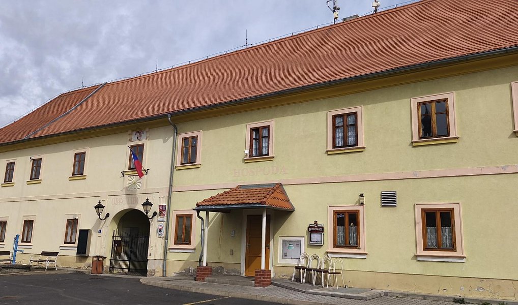 Prodej obchodních prostor 150 m², Libčeves – náhled fotky 3