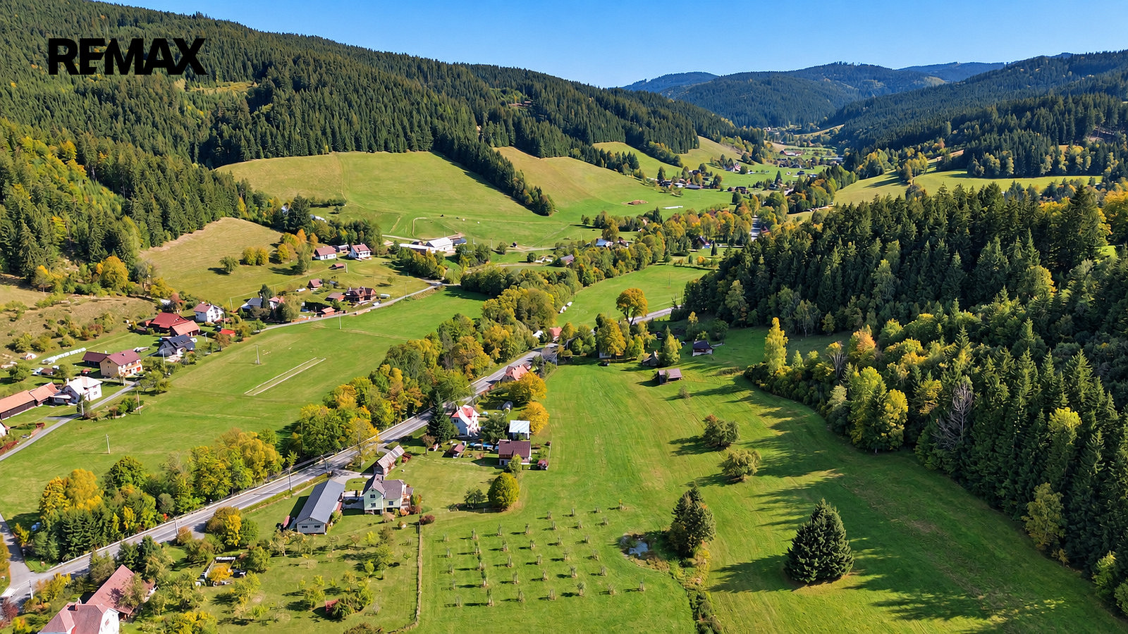 Prodej stavebního pozemku 3 256 m² – fotografie 5