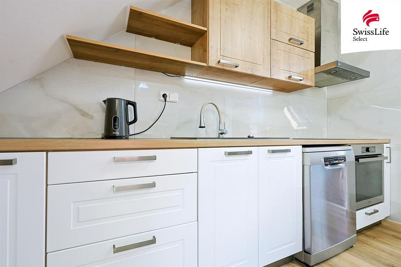 Prodej domu 260 m² s pozemkem 742 m² – fotografie 4