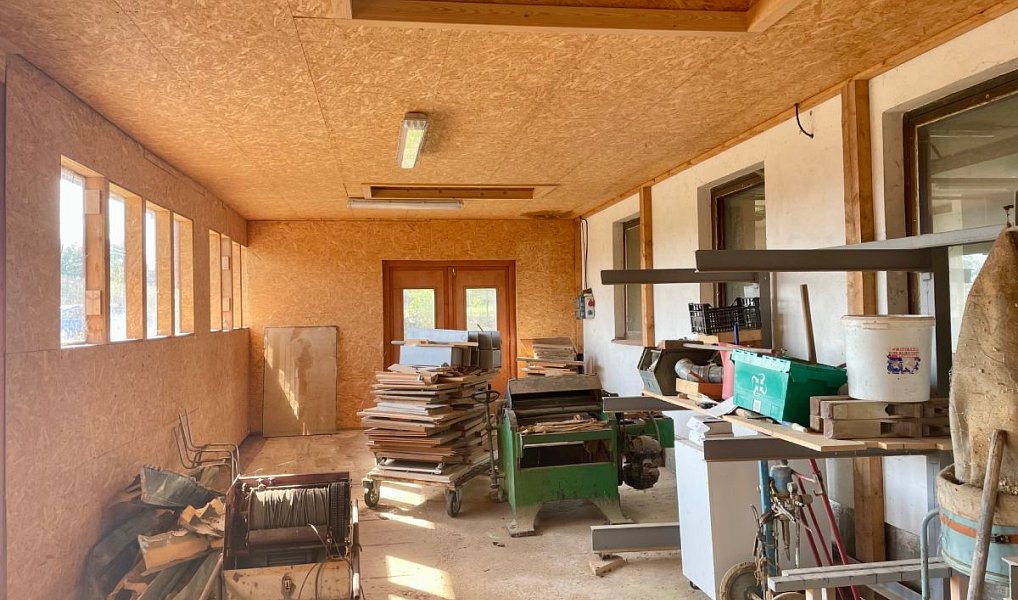 Prodej výrobních prostor 370 m², Řehenice – náhled fotky 5
