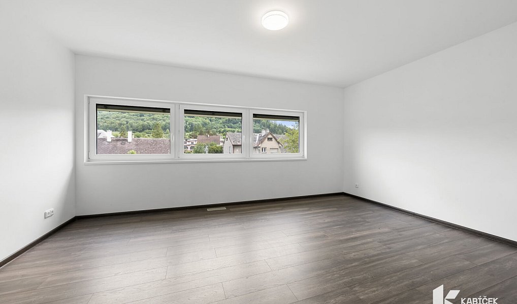 Pronájem domu 171 m² s pozemkem 300 m², Kopřivnice – náhled fotky 11
