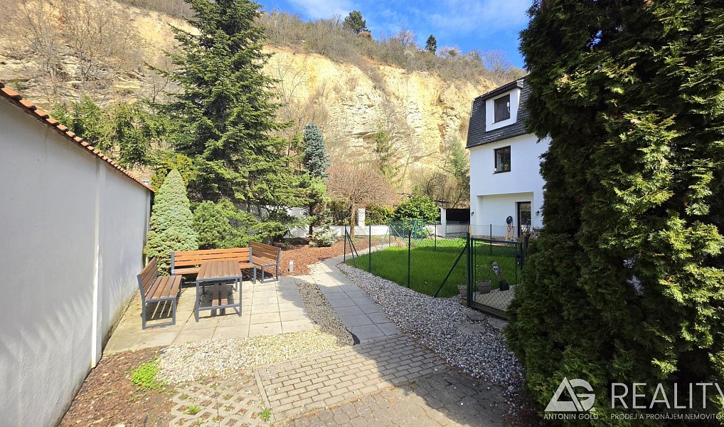 Prodej bytu 3+kk 88 m², Praha – náhled fotky 9
