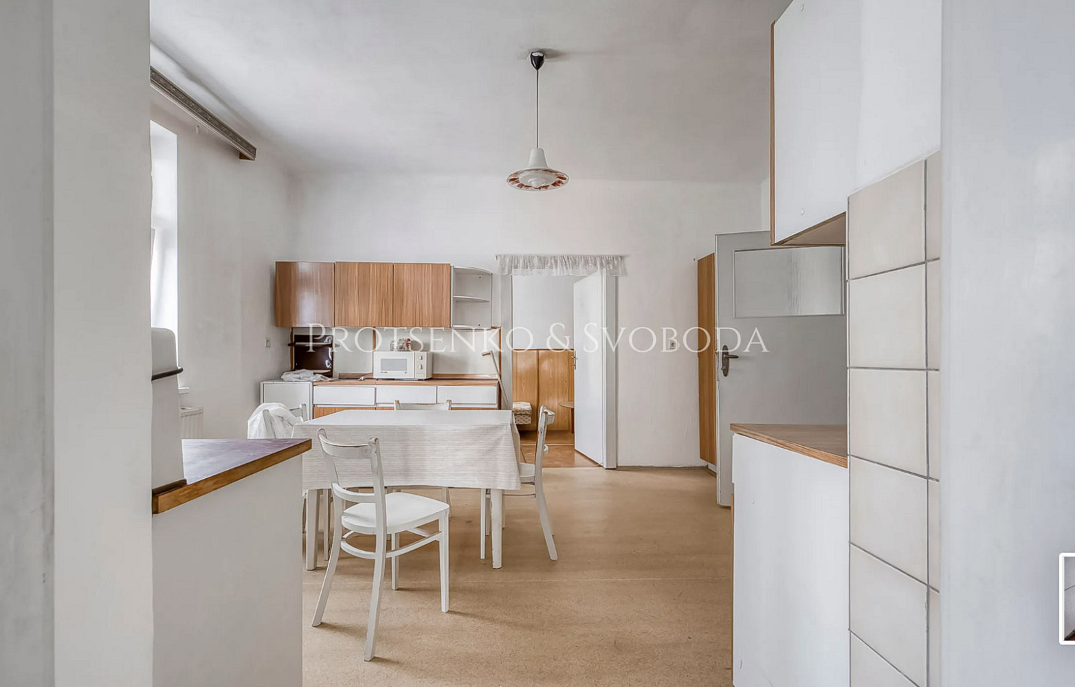 Prodej nájemního domu, činžáku 652 m² – fotografie 5