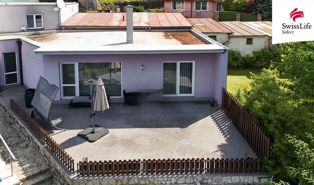 Prodej domu 190 m² s pozemkem 374 m², Jihlava – náhled fotky 2