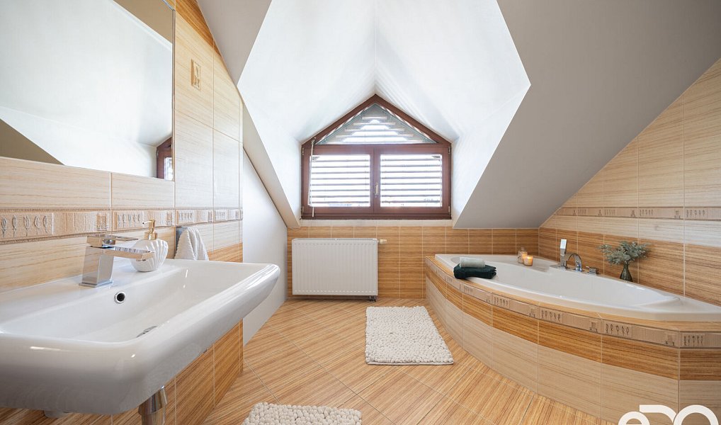 Prodej domu 340 m² s pozemkem 970 m², Kosořice – náhled fotky 20