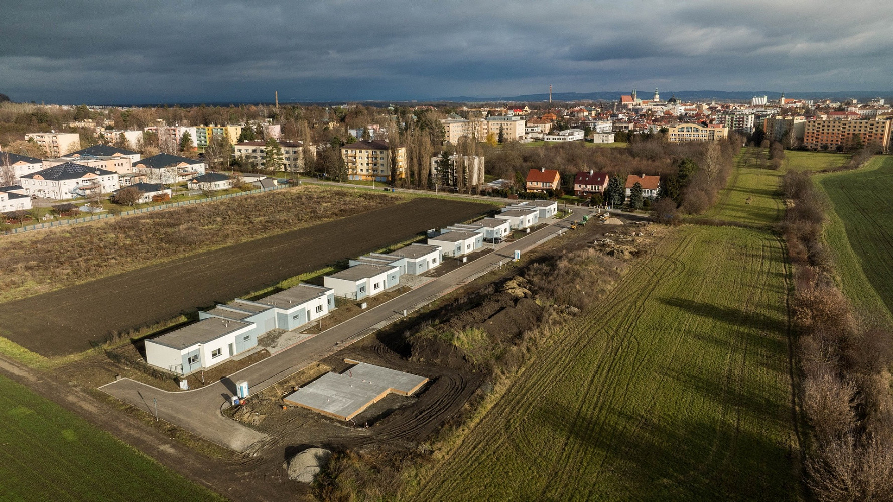 Prodej stavebního pozemku 607 m² – fotografie 2
