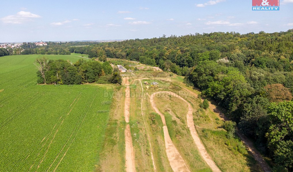 Prodej komerčního pozemku 65 824 m², Velké Heraltice – náhled fotky 10