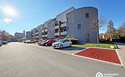 Pronájem parkovacího stání Rezidence U zámku, Oslavany, náměstí 13. prosince, Oslavany, okres Brno-venkov